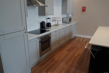 2 bed flat, City Apartments, City Centre, Newcastle, NE17DE - Image 2